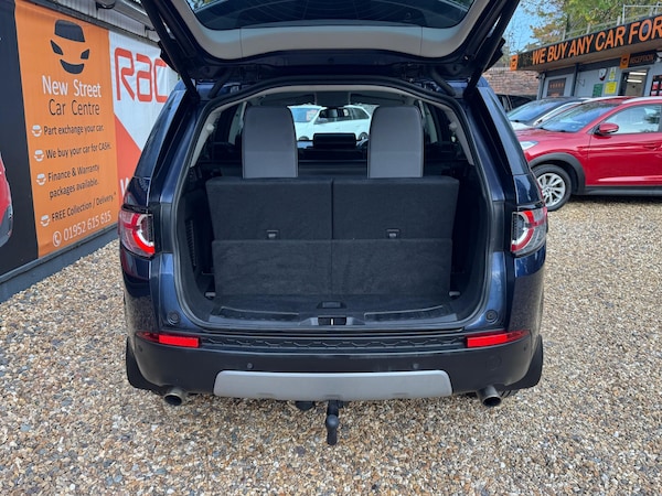Used Land Rover Discovery Sport 2017 for sale - 76247411: Photo 50