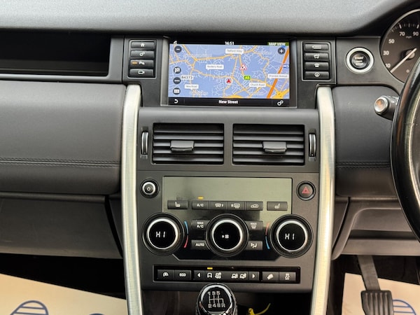 Used Land Rover Discovery Sport 2017 for sale - 76247411: Photo 53