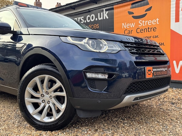 Used Land Rover Discovery Sport 2017 for sale - 76247411: Photo 70