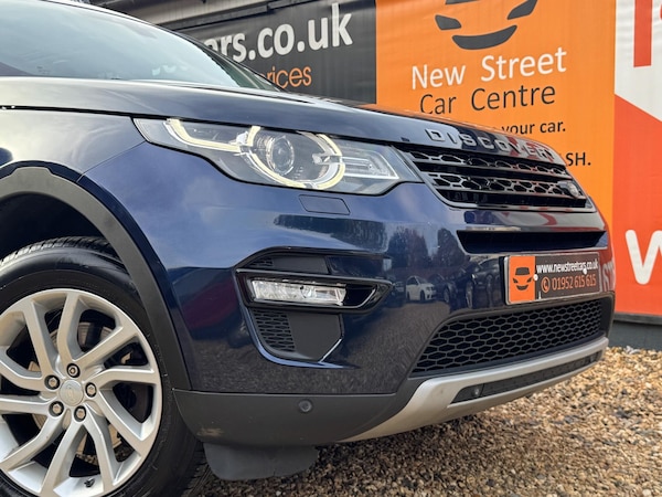 Used Land Rover Discovery Sport 2017 for sale - 76247411: Photo 74