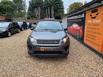 Used Land Rover Discovery Sport 2019 for sale - 76000575: Photo