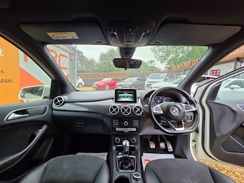 Used Mercedes-Benz B Class 2015 for sale - 78854122: Photo