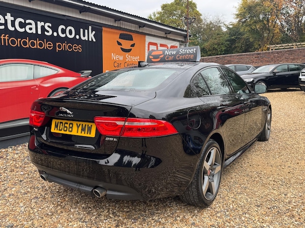 Used Jaguar XE 2018 for sale - 76314560: Photo 10