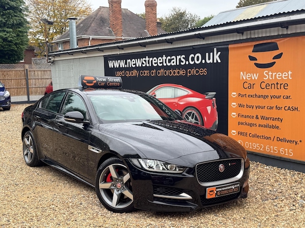 Used Jaguar XE 2018 for sale - 76314560: Photo 1