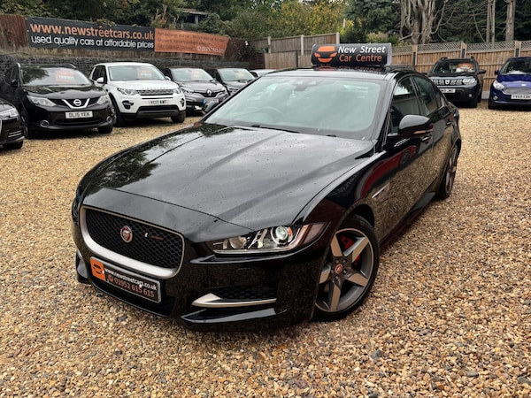 Used Jaguar XE 2018 for sale - 76314560: Photo 28