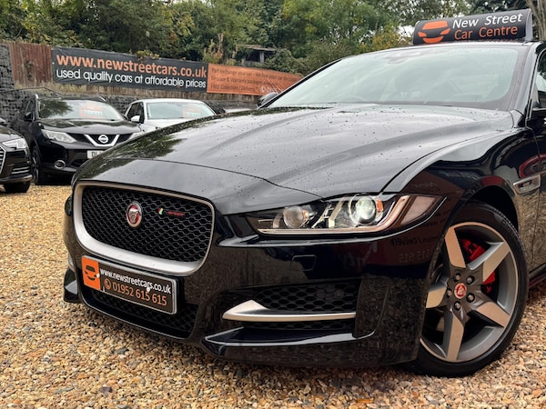 Used Jaguar XE 2018 for sale - 76314560: Photo 32