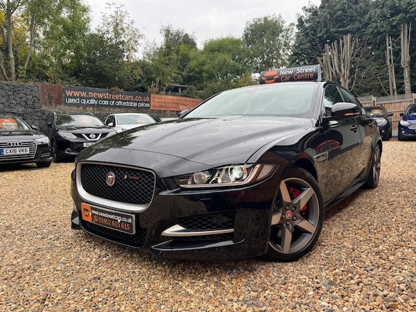 Used Jaguar XE 2018 for sale - 76314560: Photo 33