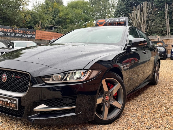 Used Jaguar XE 2018 for sale - 76314560: Photo 35