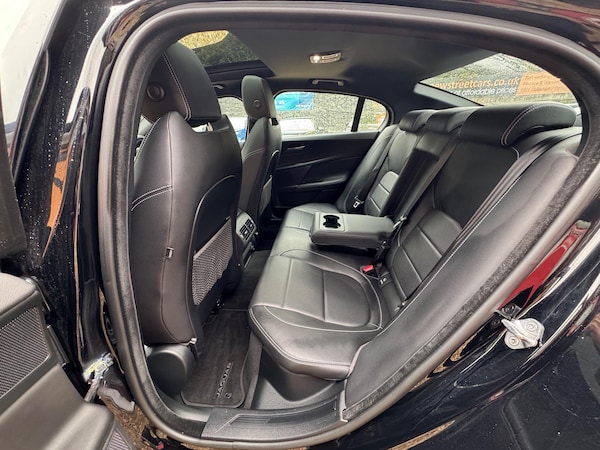 Used Jaguar XE 2018 for sale - 76314560: Photo 41