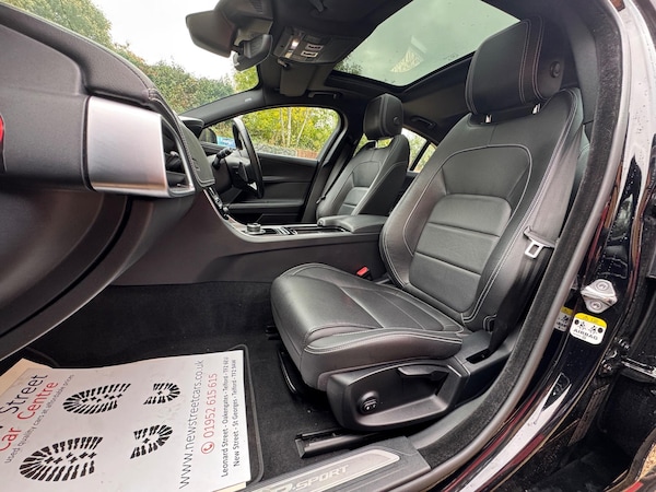Used Jaguar XE 2018 for sale - 76314560: Photo 42
