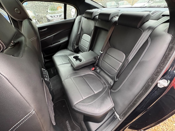 Used Jaguar XE 2018 for sale - 76314560: Photo 45