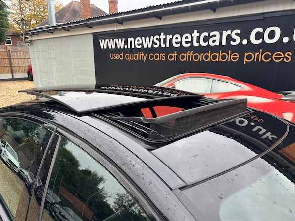 Used Jaguar XE 2018 for sale - 76314560: Photo 74