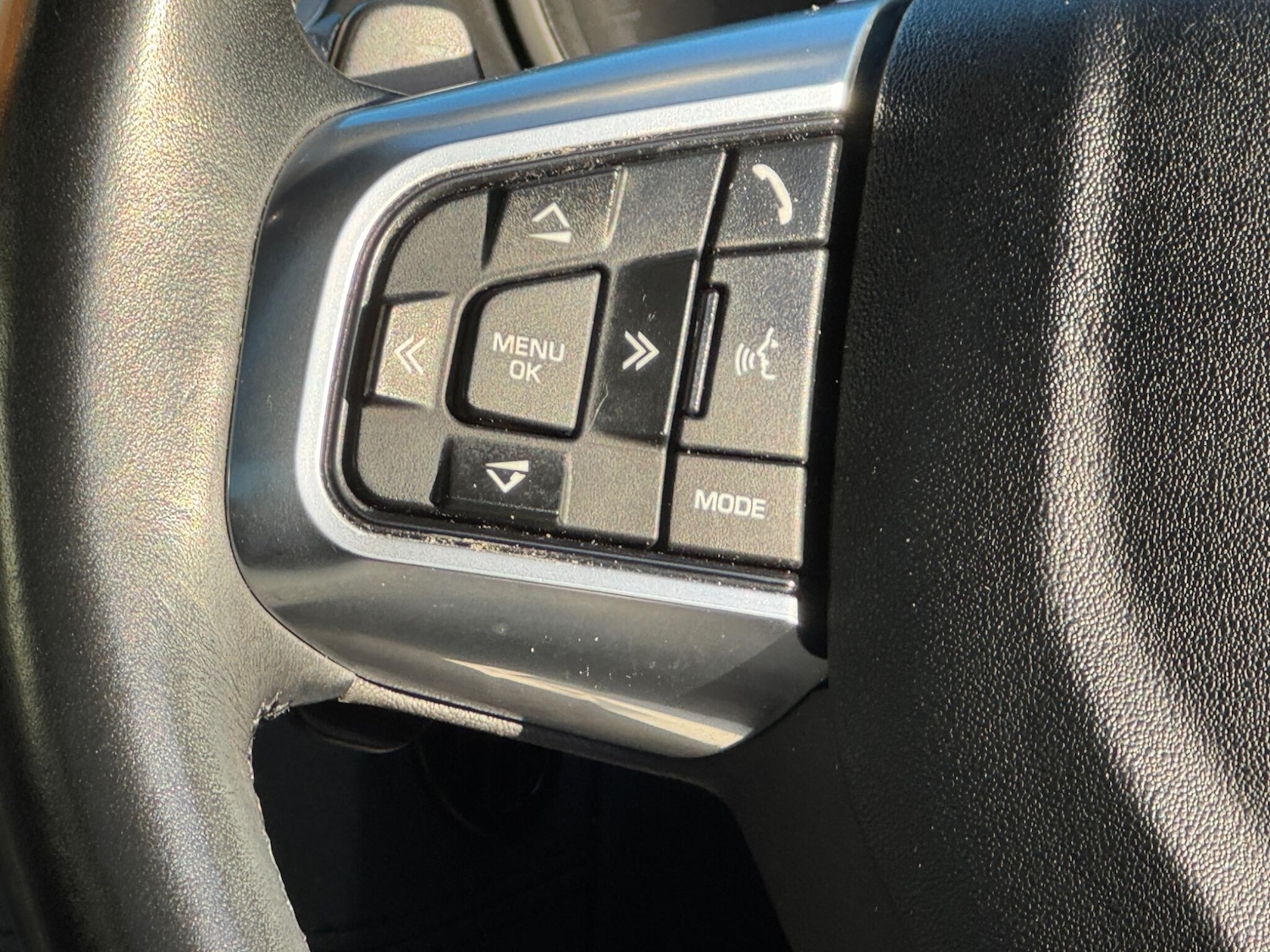 Used Land Rover Discovery Sport for sale - 76701259: Photo 59