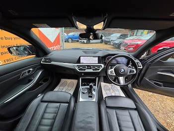 Used BMW 3 Series 2022 for sale - 76688529: Photo