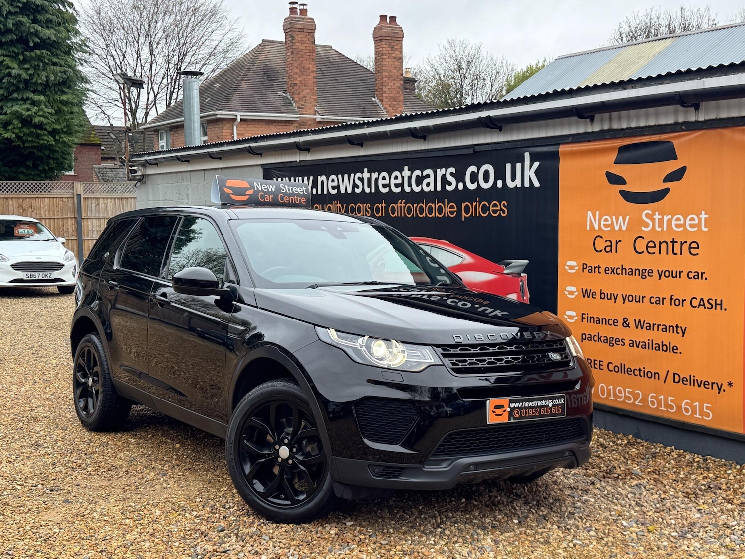 Used Land Rover Discovery Sport 2019 for sale - 76472828: Photo 1