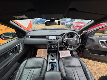 Used Land Rover Discovery Sport 2019 for sale - 76472828: Photo