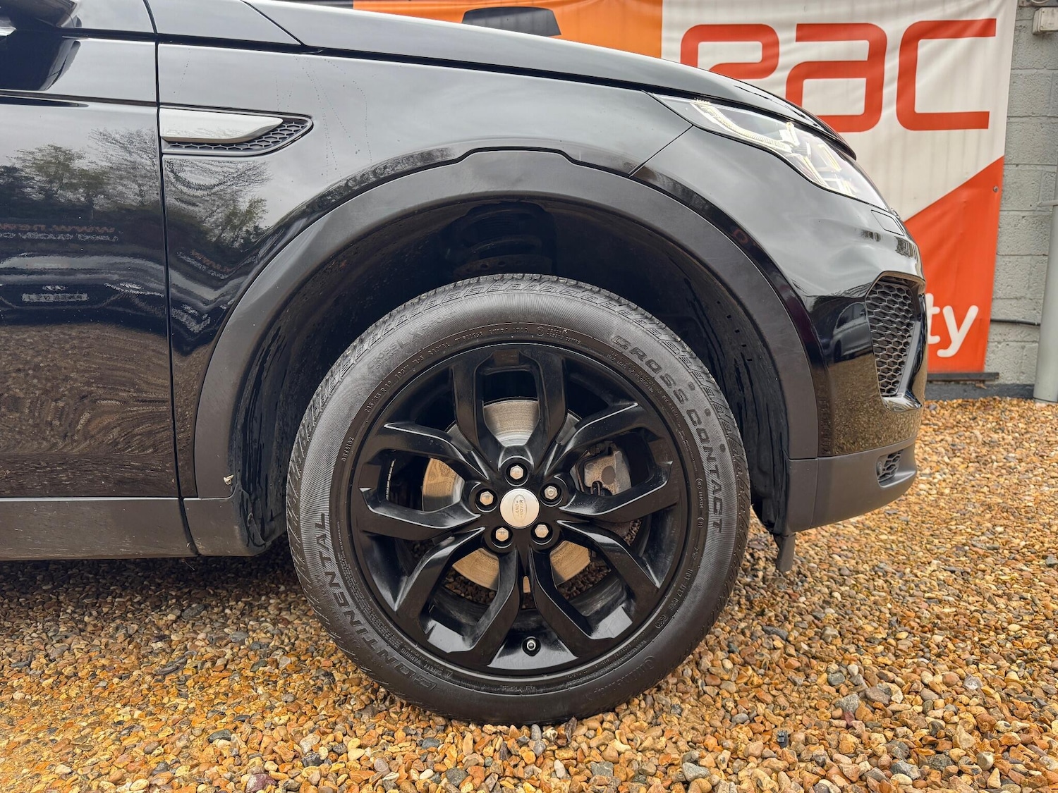 Used Land Rover Discovery Sport 2019 for sale - 76472828: Photo 74