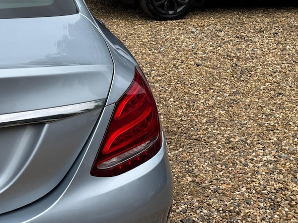 Used Mercedes-Benz C-Class 2015 for sale - 75978920: Photo 17