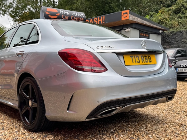 Used Mercedes-Benz C-Class 2015 for sale - 75978920: Photo 20