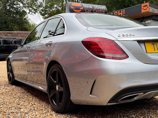 Used Mercedes-Benz C-Class 2015 for sale - 75978920: Photo 21