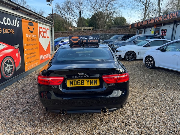 Used Jaguar XE 2018 for sale - 73812113: Photo 15