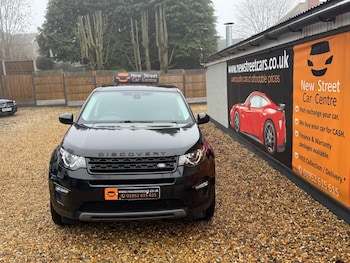 Used Land Rover Discovery Sport 2016 for sale - 77254052: Photo