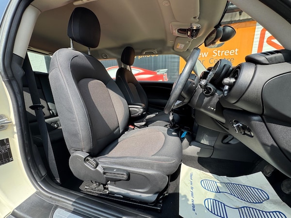 Used MINI Hatch 2015 for sale - 75532647: Photo 28
