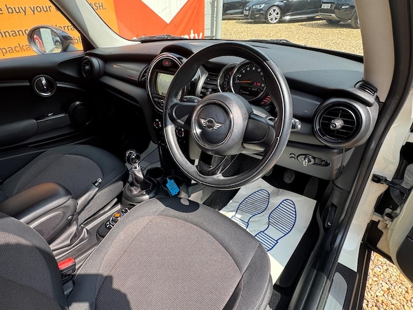 Used MINI Hatch 2015 for sale - 75532647: Photo 29