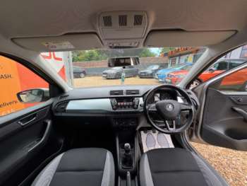 Used Skoda Fabia 2015 for sale - 75031212: Photo