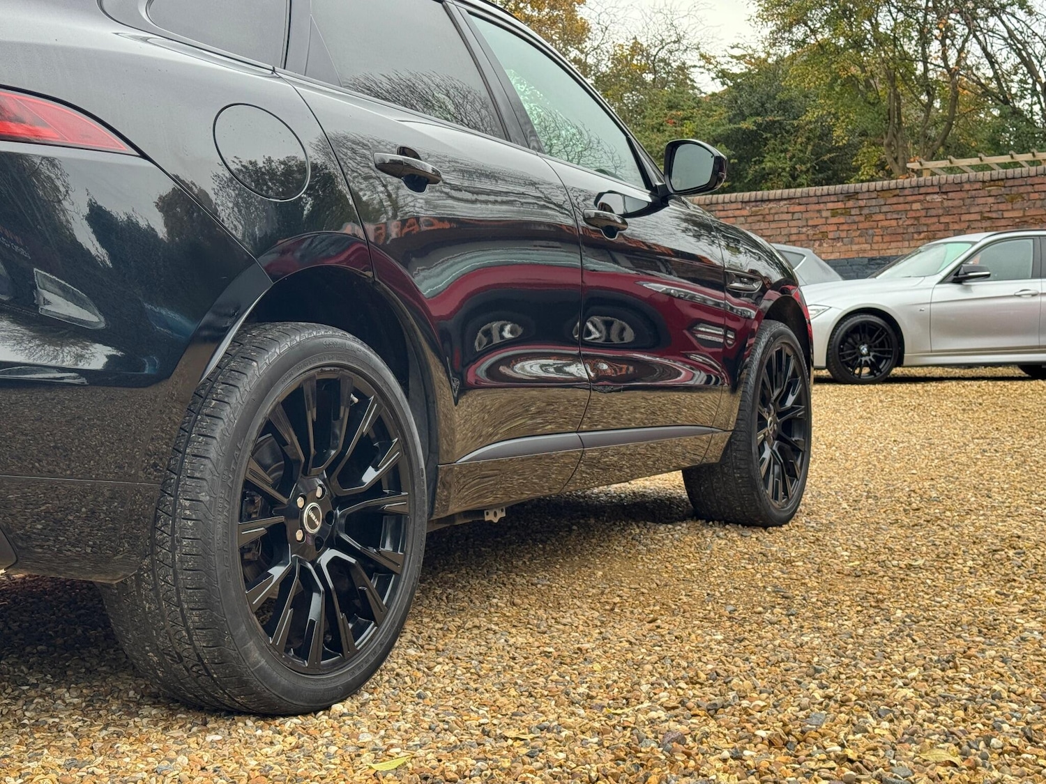 Used Jaguar F-Pace 2017 for sale - 76422922: Photo 10