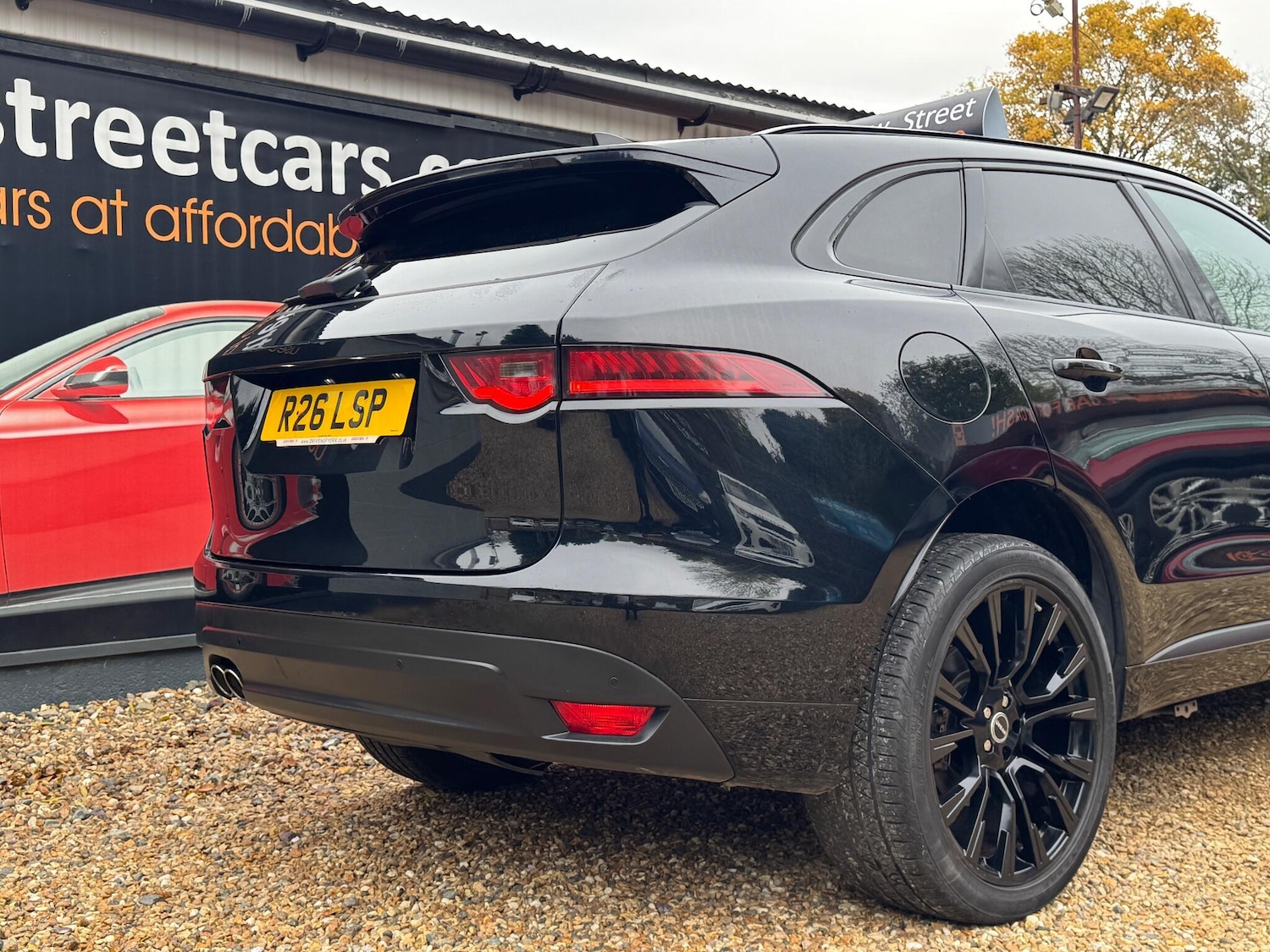 Used Jaguar F-Pace 2017 for sale - 76422922: Photo 14