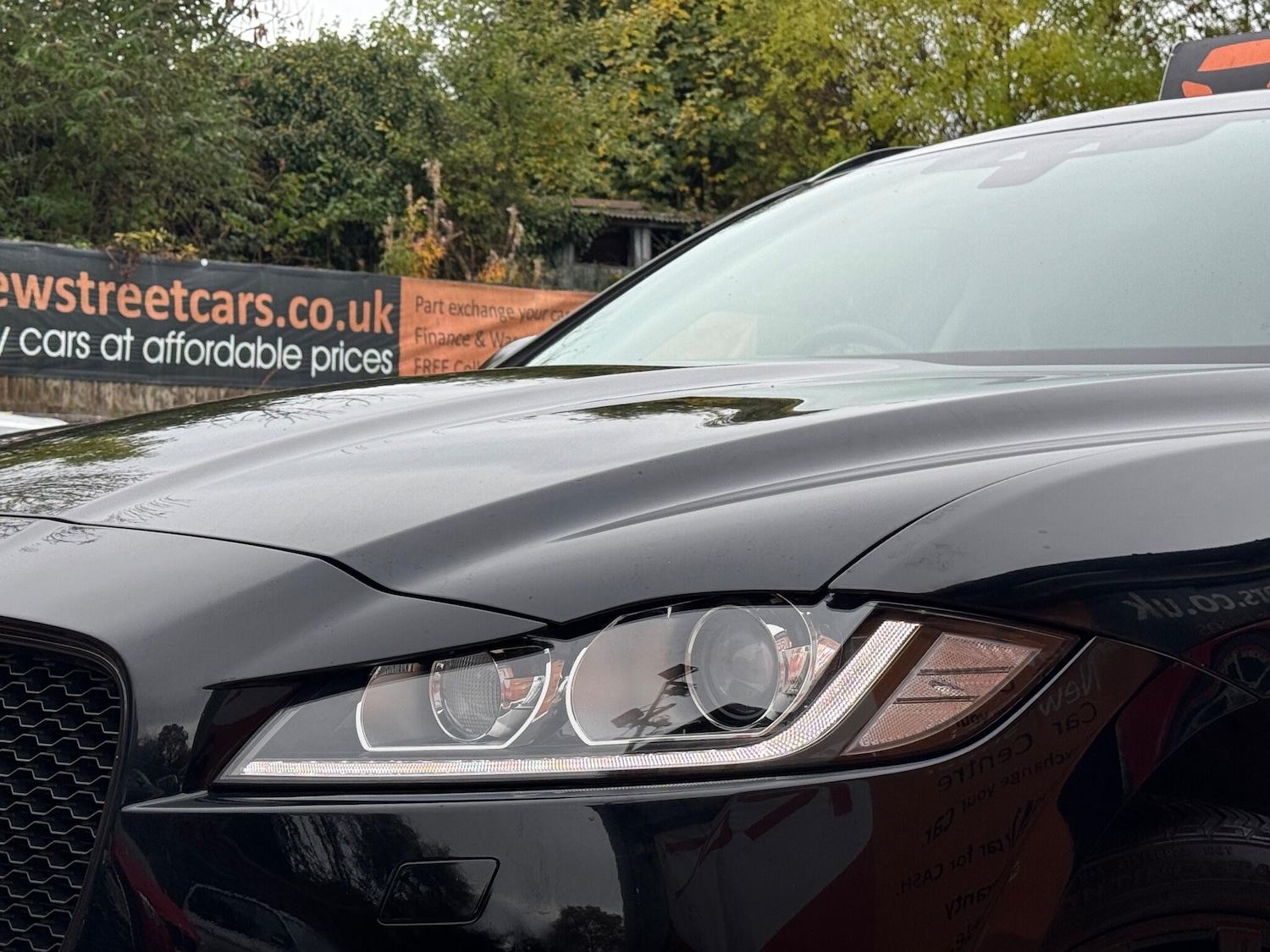 Used Jaguar F-Pace 2017 for sale - 76422922: Photo 22