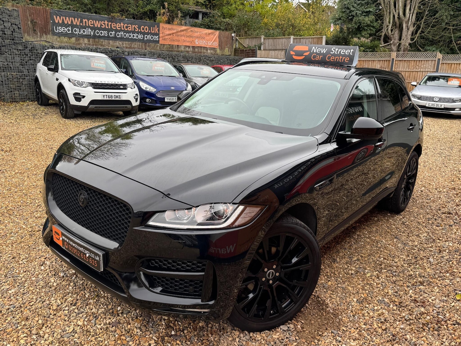 Used Jaguar F-Pace 2017 for sale - 76422922: Photo 24