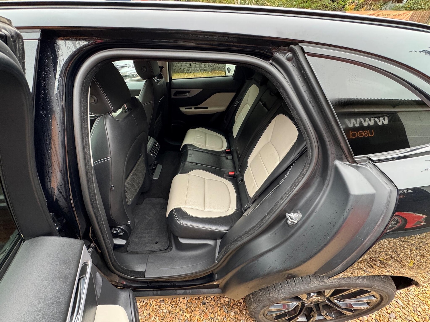 Used Jaguar F-Pace 2017 for sale - 76422922: Photo 31