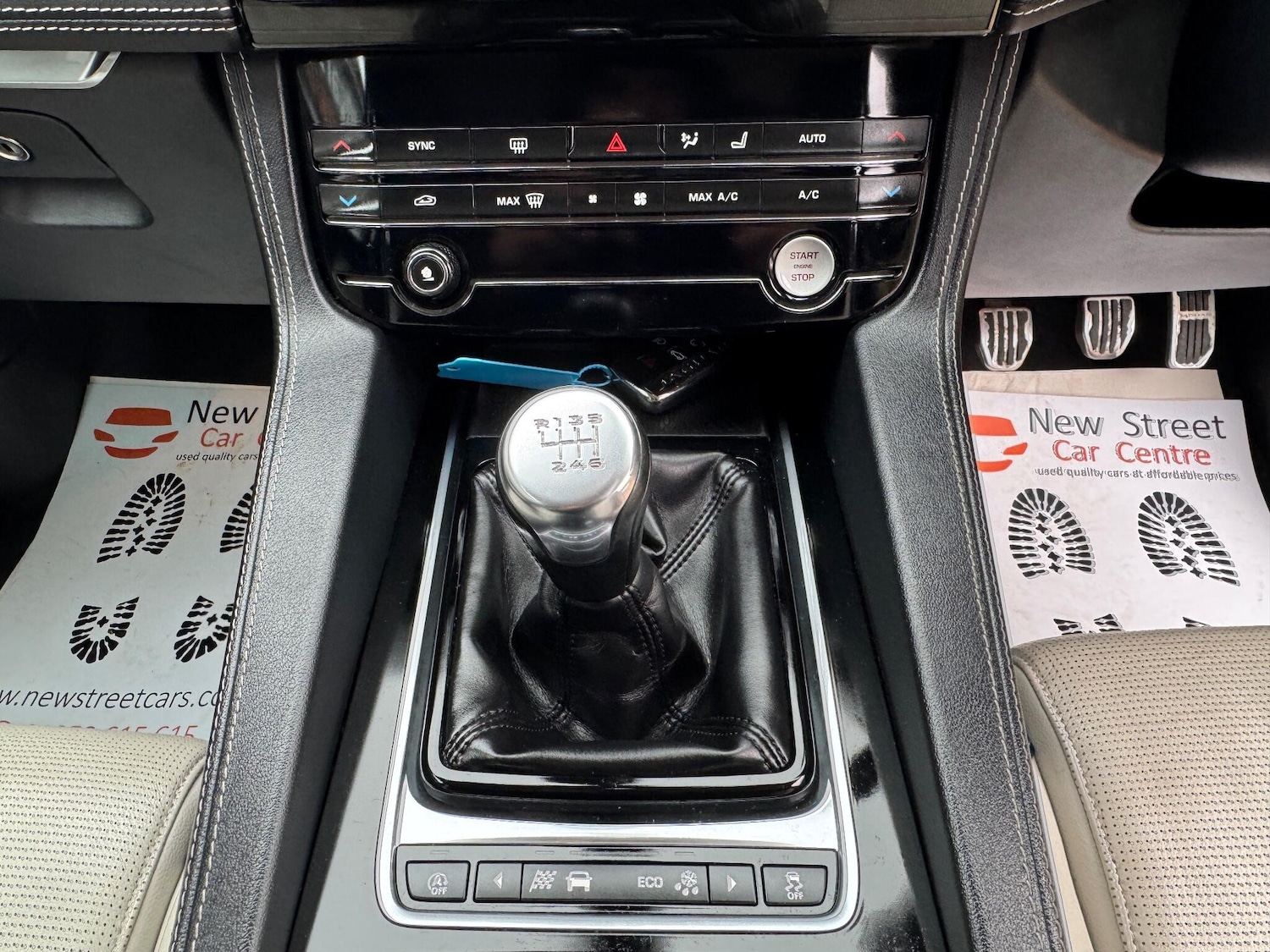 Used Jaguar F-Pace 2017 for sale - 76422922: Photo 45