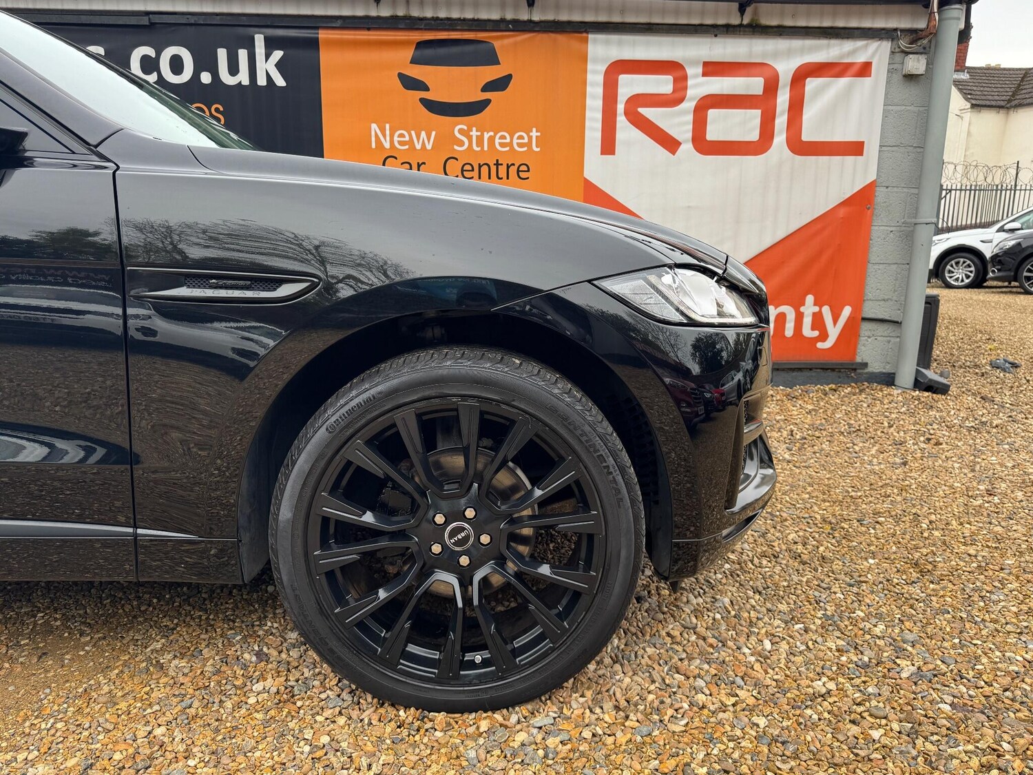 Used Jaguar F-Pace 2017 for sale - 76422922: Photo 47