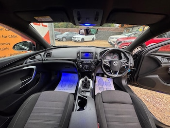 Used Vauxhall Insignia 2015 for sale - 76152740: Photo 2