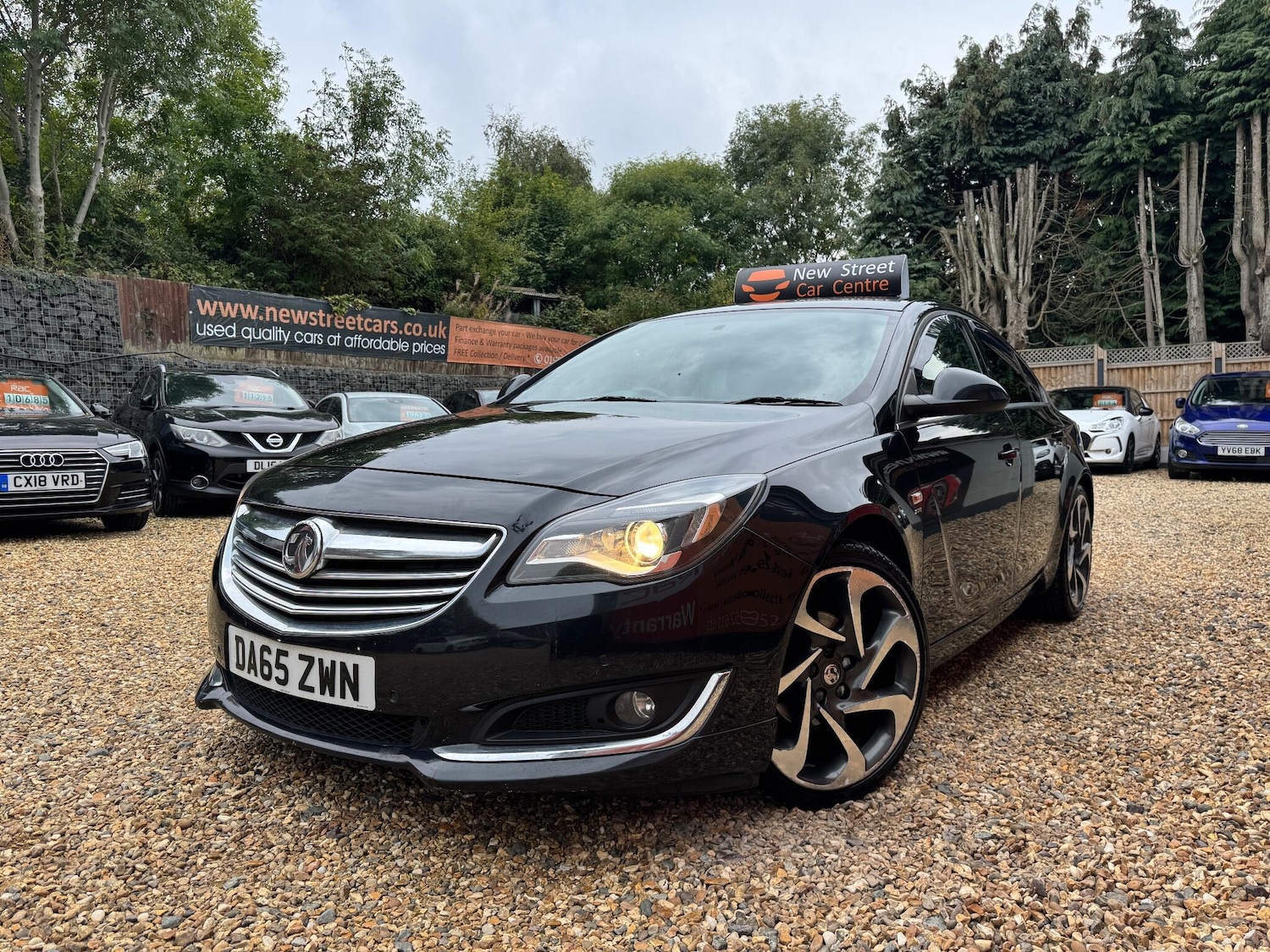 Used Vauxhall Insignia 2015 for sale - 76152740: Photo 32