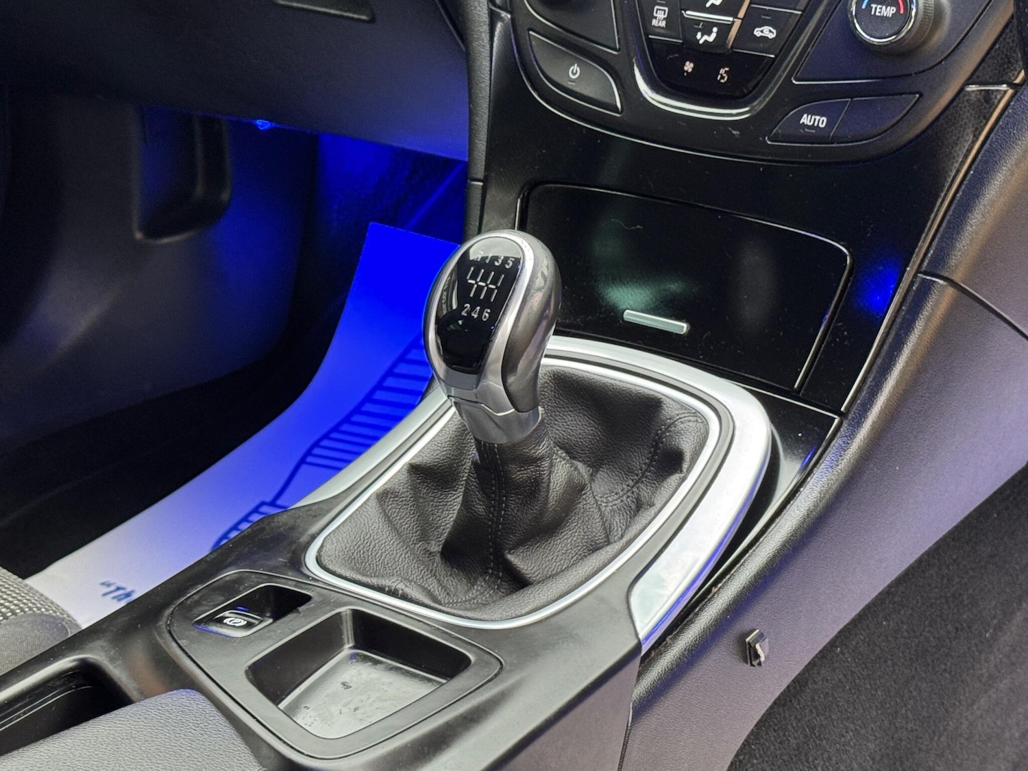 Used Vauxhall Insignia 2015 for sale - 76152740: Photo 62