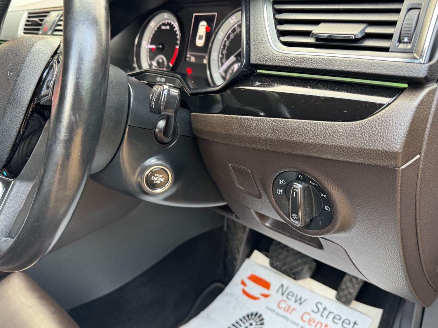 Used Skoda Superb 2016 for sale - 77229774: Photo 33