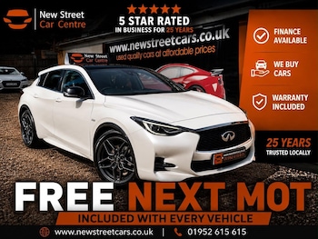 Used Infiniti Q30 2017 for sale - 79465378: Photo