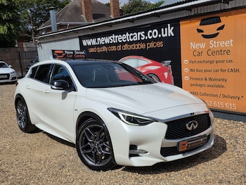 Used Infiniti Q30 2017 for sale - 79465378: Photo
