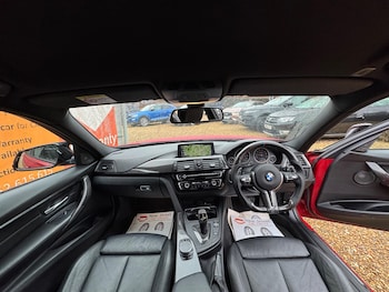 Used BMW 3 Series 2018 for sale - 77330757: Photo