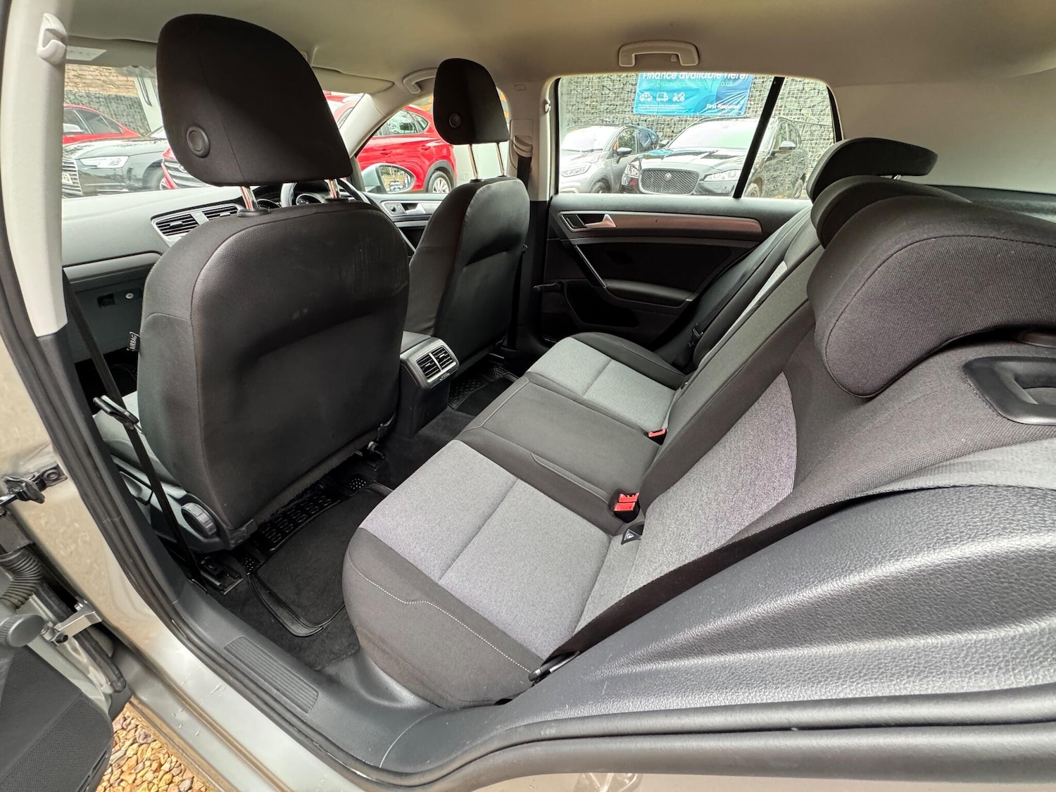 Used Volkswagen Golf 2015 for sale - 76408711: Photo 29