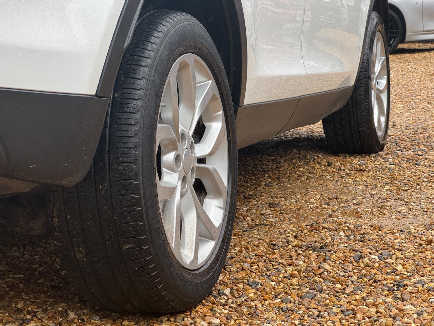 Used Land Rover Discovery Sport 2017 for sale - 76549788: Photo 14