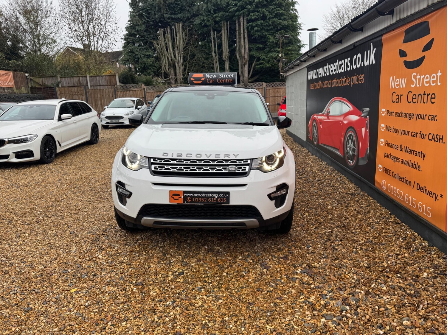 Used Land Rover Discovery Sport 2017 for sale - 76549788: Photo 4