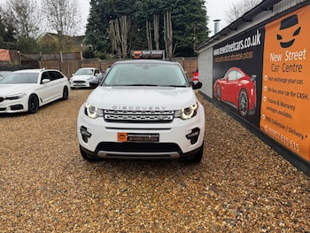 Used Land Rover Discovery Sport 2017 for sale - 76549788: Photo