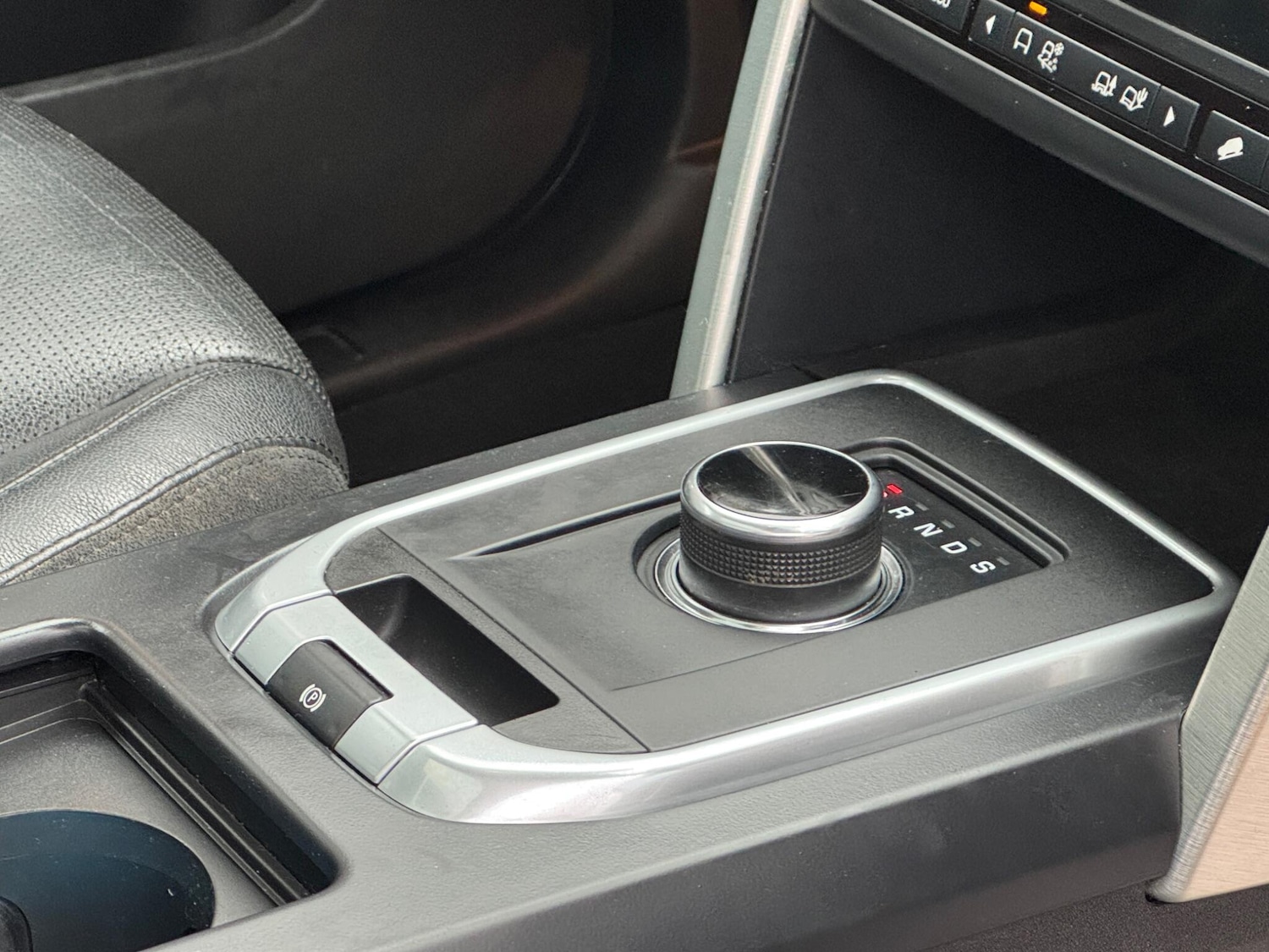 Used Land Rover Discovery Sport 2017 for sale - 76549788: Photo 69