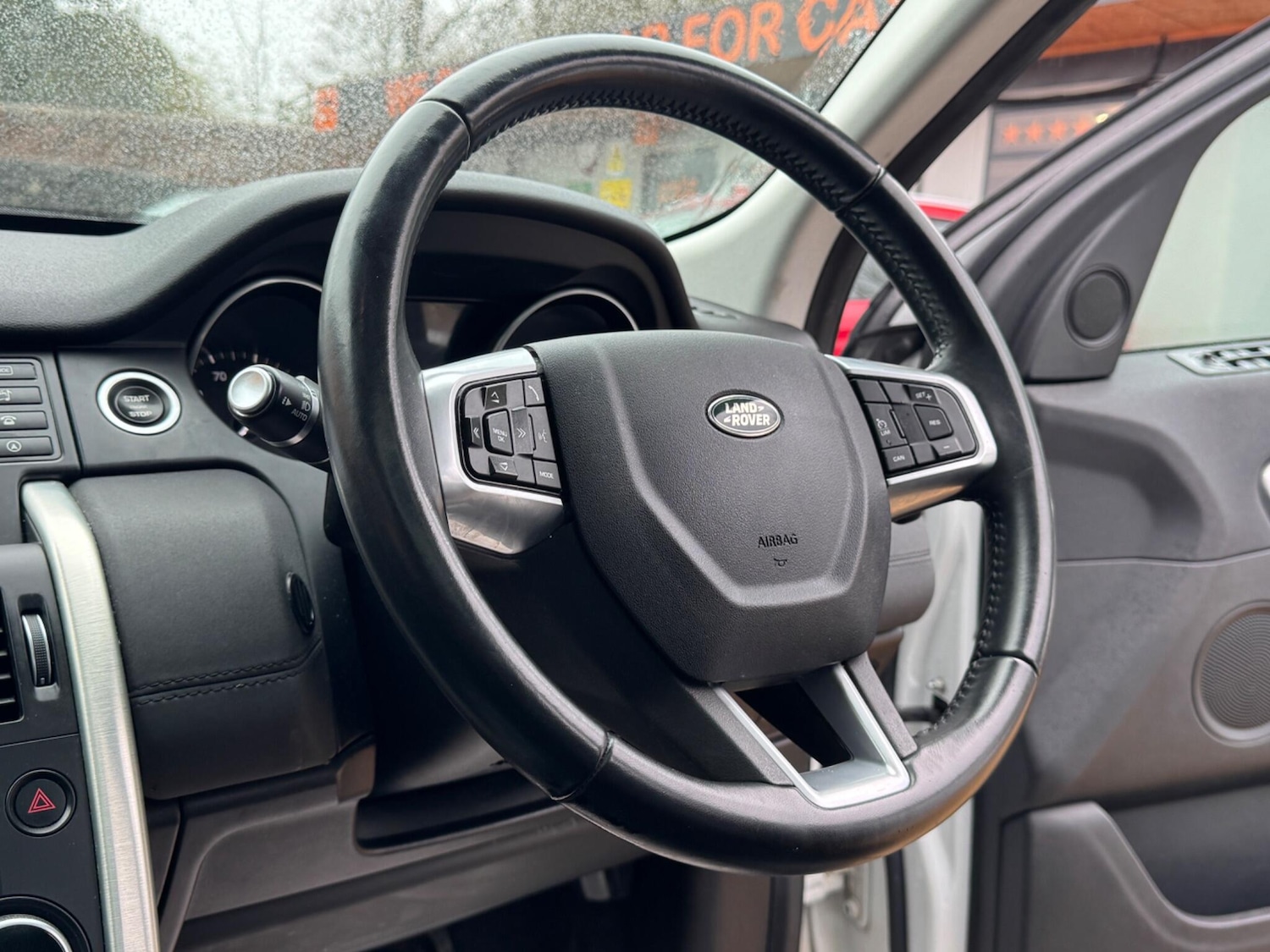 Used Land Rover Discovery Sport 2017 for sale - 76549788: Photo 7