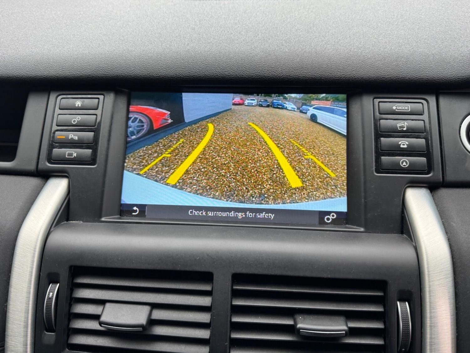 Used Land Rover Discovery Sport 2017 for sale - 76549788: Photo 71